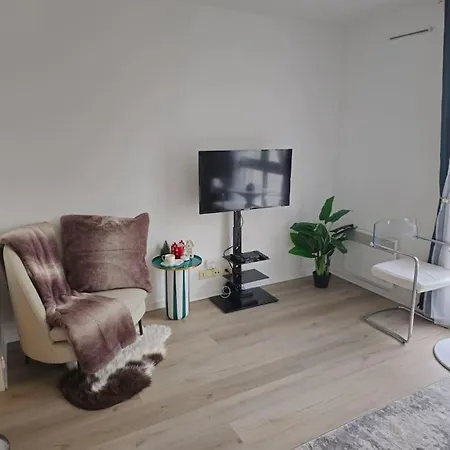 Apartment Studio Charmant Et Cosy Rueil-Malmaison